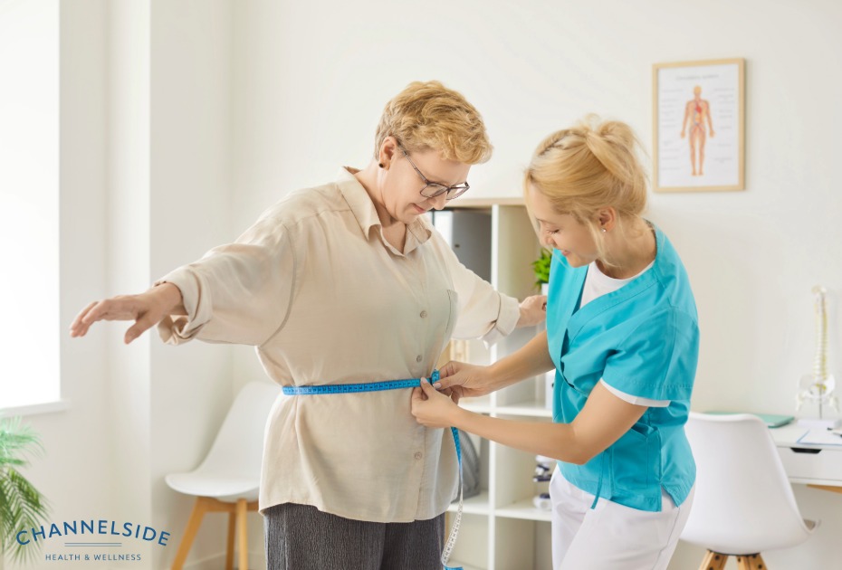 older woman overcoming stubborn fat loss with AMPK activator.